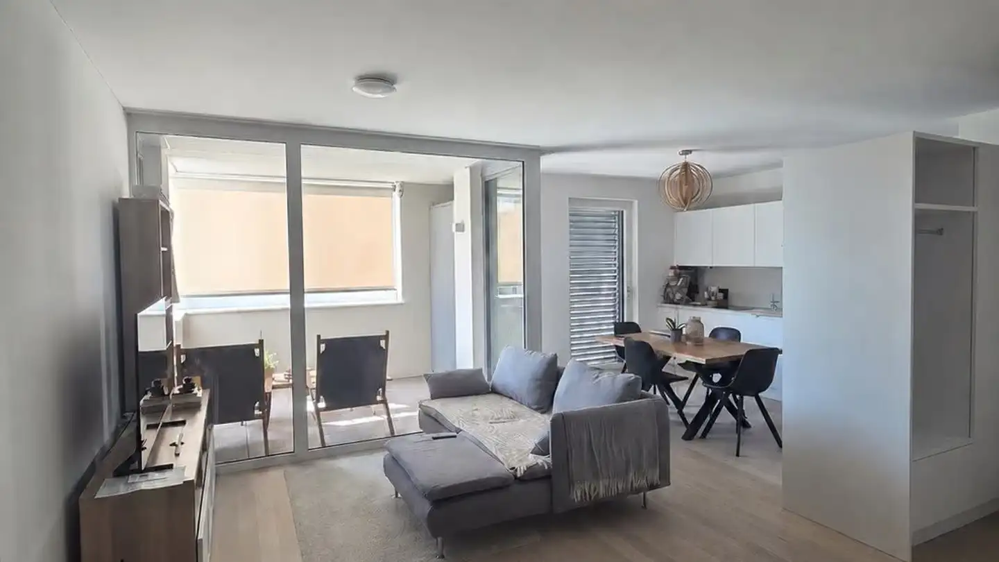 Appartement à louer - Viale C. Olgiati 5b, 6512 Giubiasco - Photo 2