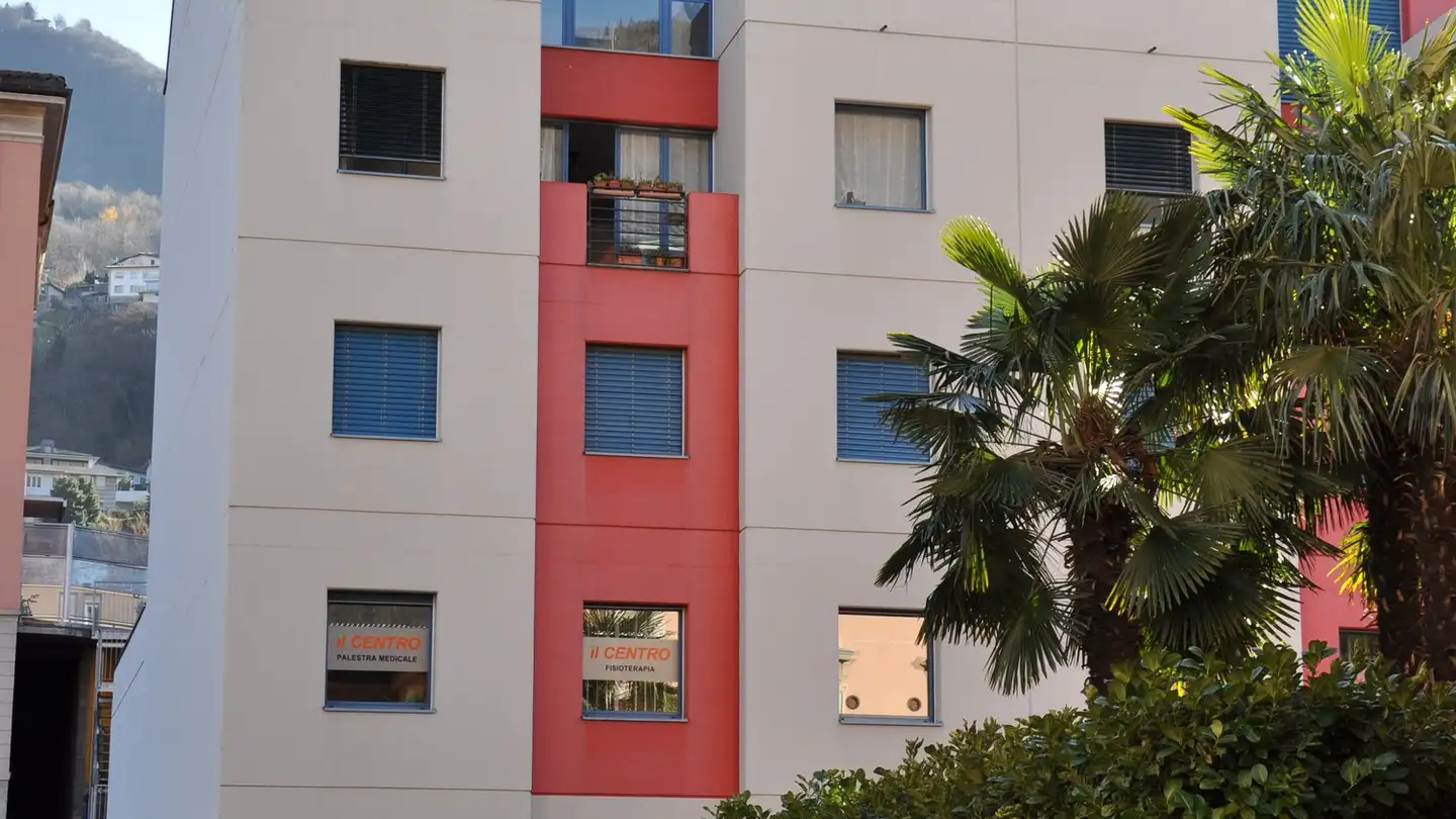 Place de parking souterraine à louer - Via Cancelliere Molo 18, 6500 Bellinzona - Photo 4