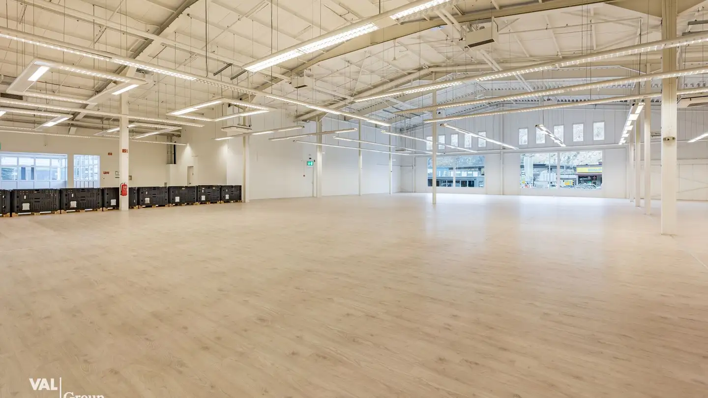 Commercial for rent - 3930 Eyholz - Photo 3