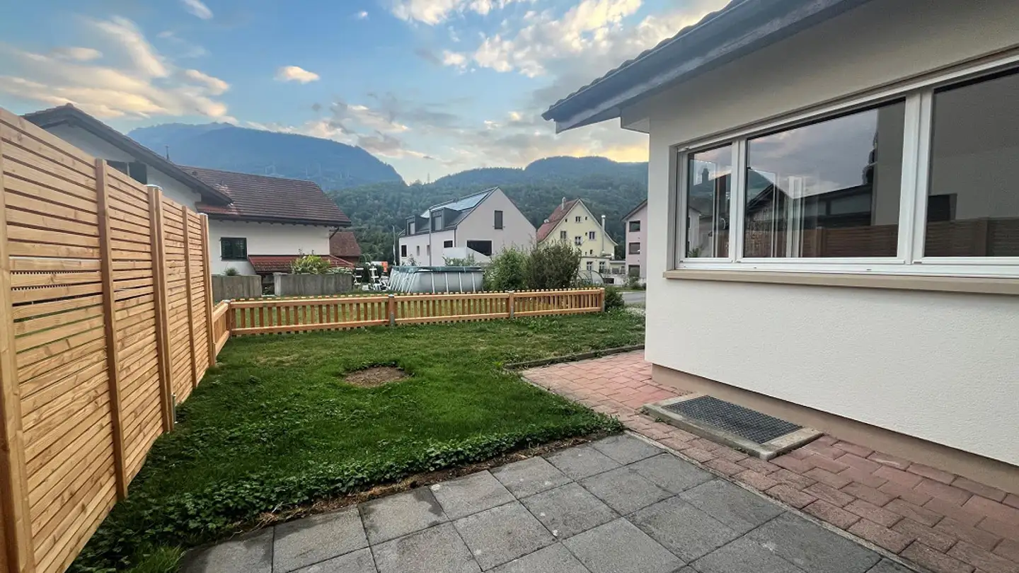 Einfamilienhaus mieten - Tschuggenstrasse 9, 8888 Heiligkreuz (Mels) - Foto 3