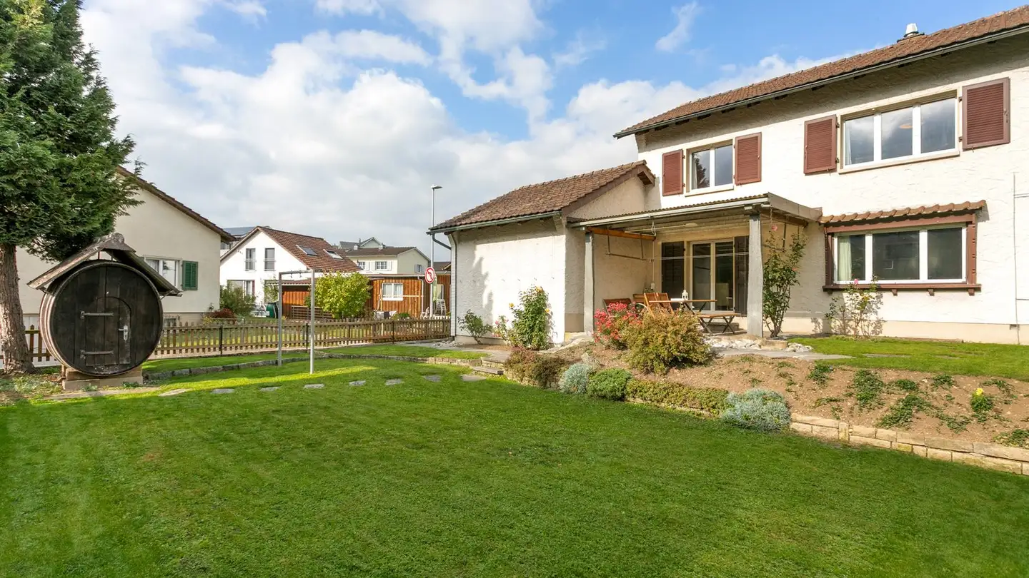 Semi-detached house for sale - 9532 Rickenbach b. Wil