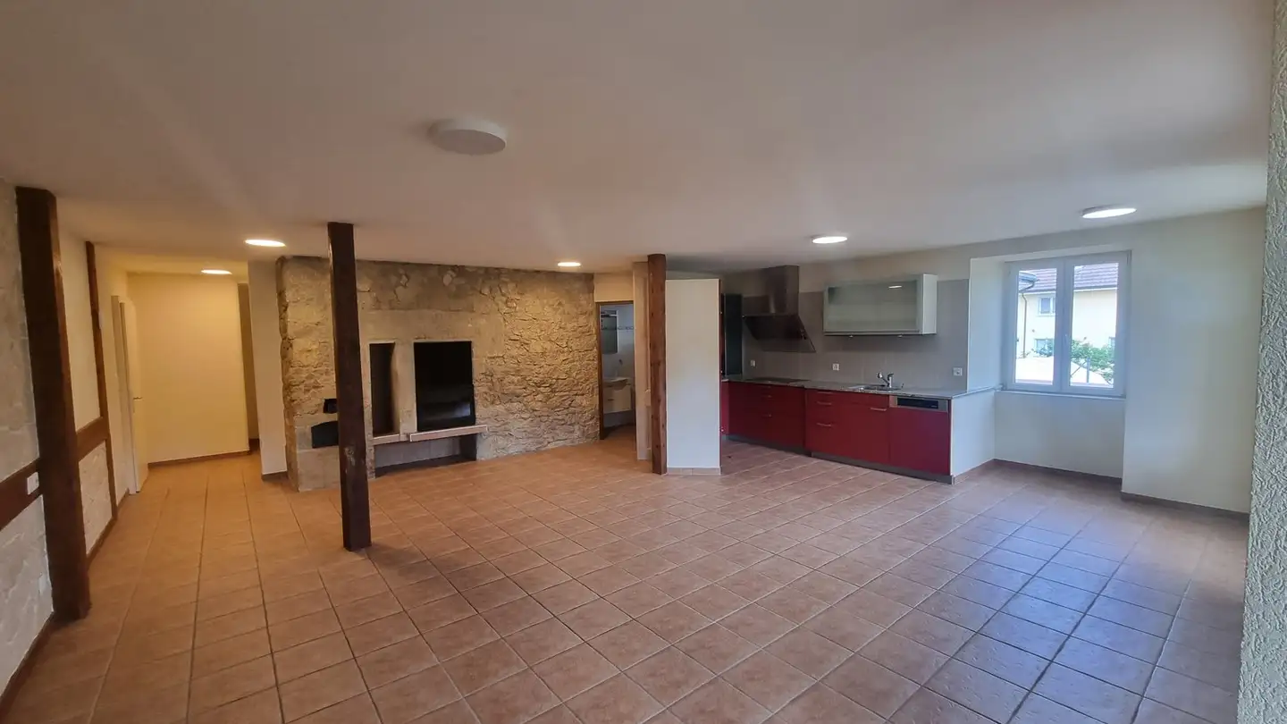 Appartement à vendre - Route Des Convers 9, 2616 Renan BE - Photo 2