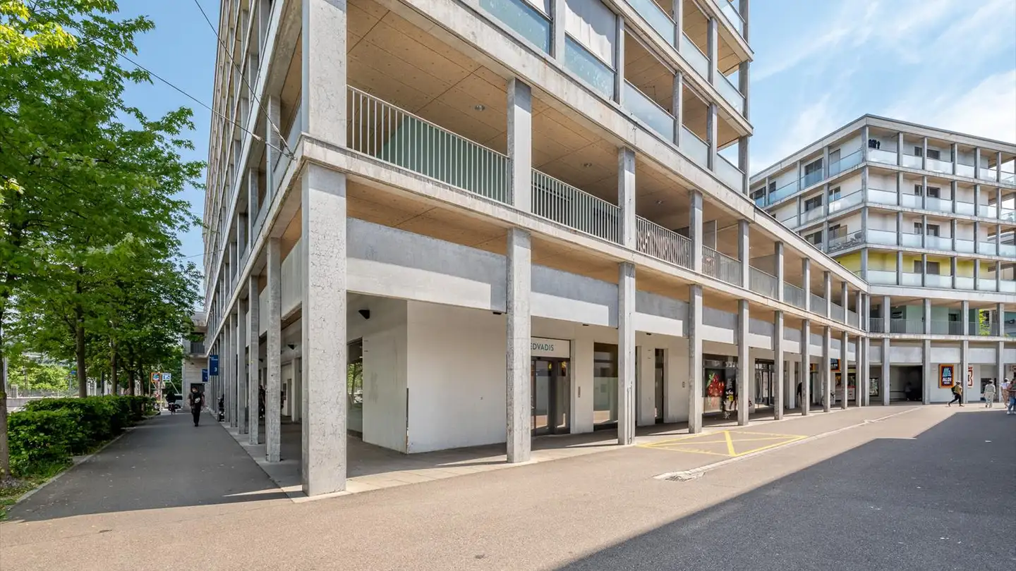 Shop for rent - Poststrasse 1, 8953 Dietikon
