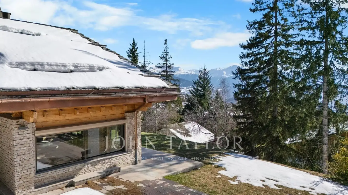 Chalet for sale - 3963 Crans-Montana - Photo 2