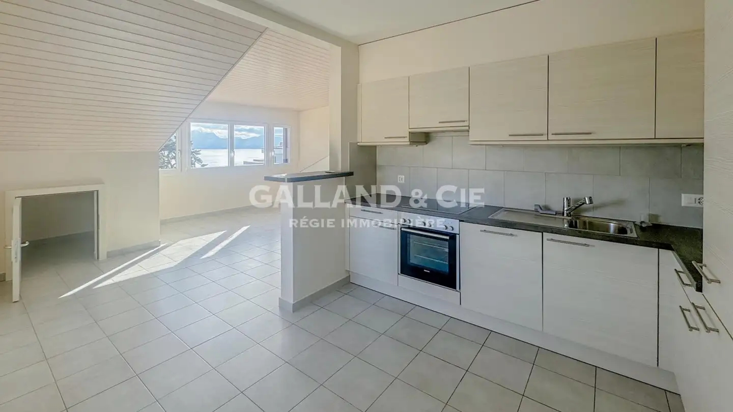 Appartement à louer - Route De La Conversion, 1095 Lutry - Photo 2