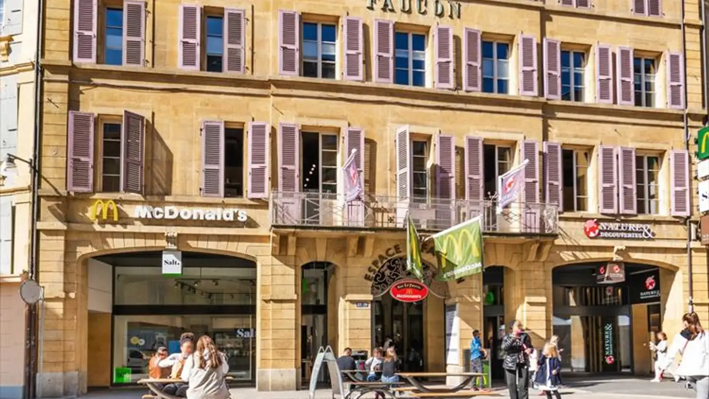 Commercial for rent - Rue De L'hôpital 20, 2000 Neuchâtel