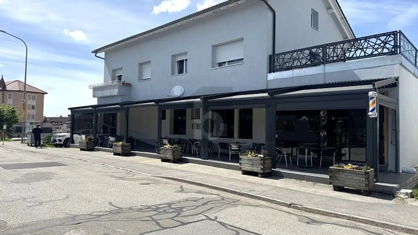Immeuble mixte à vendre - 2350 Saignelégier