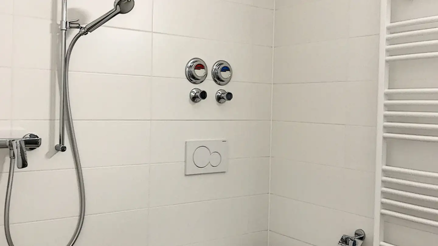 Wohnung mieten - Rue Jardinière, 2300 La Chaux-de-Fonds - Foto 4