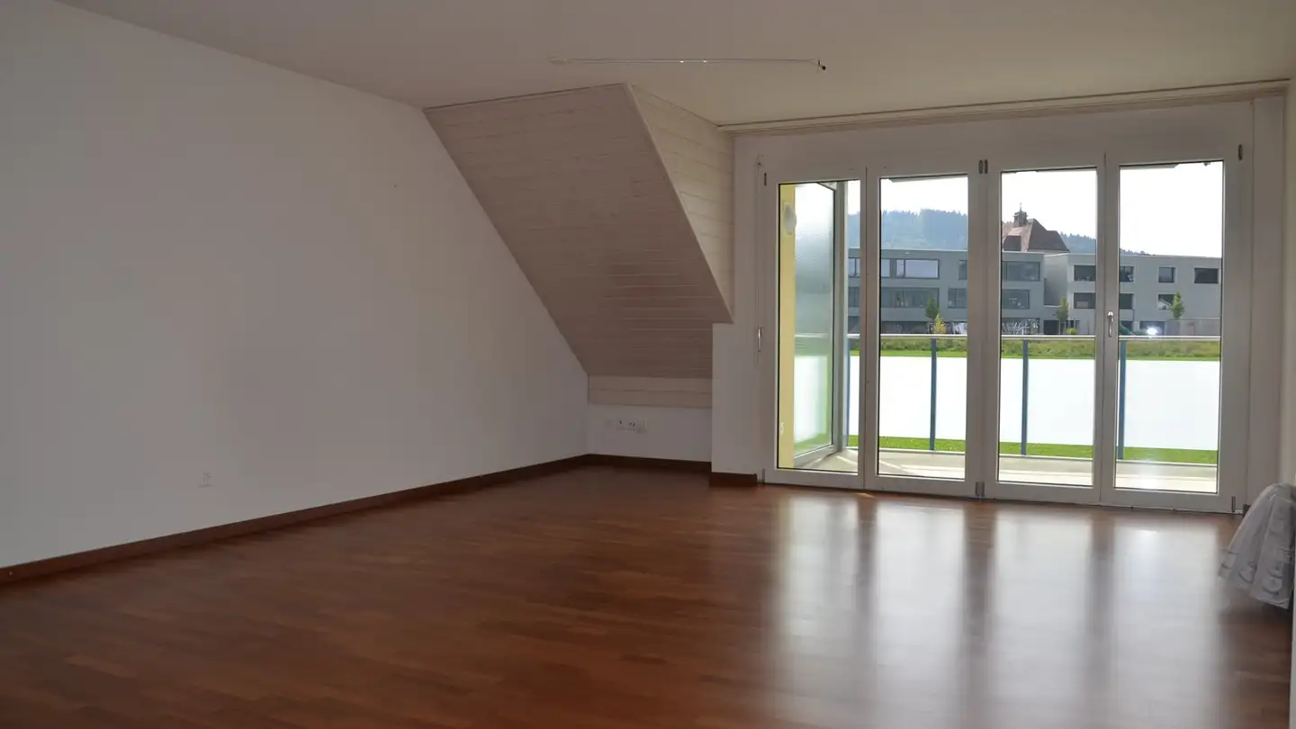 Dachgeschosswohnung mieten - Bürgerweg 2, 8360 Wallenwil - Foto 3