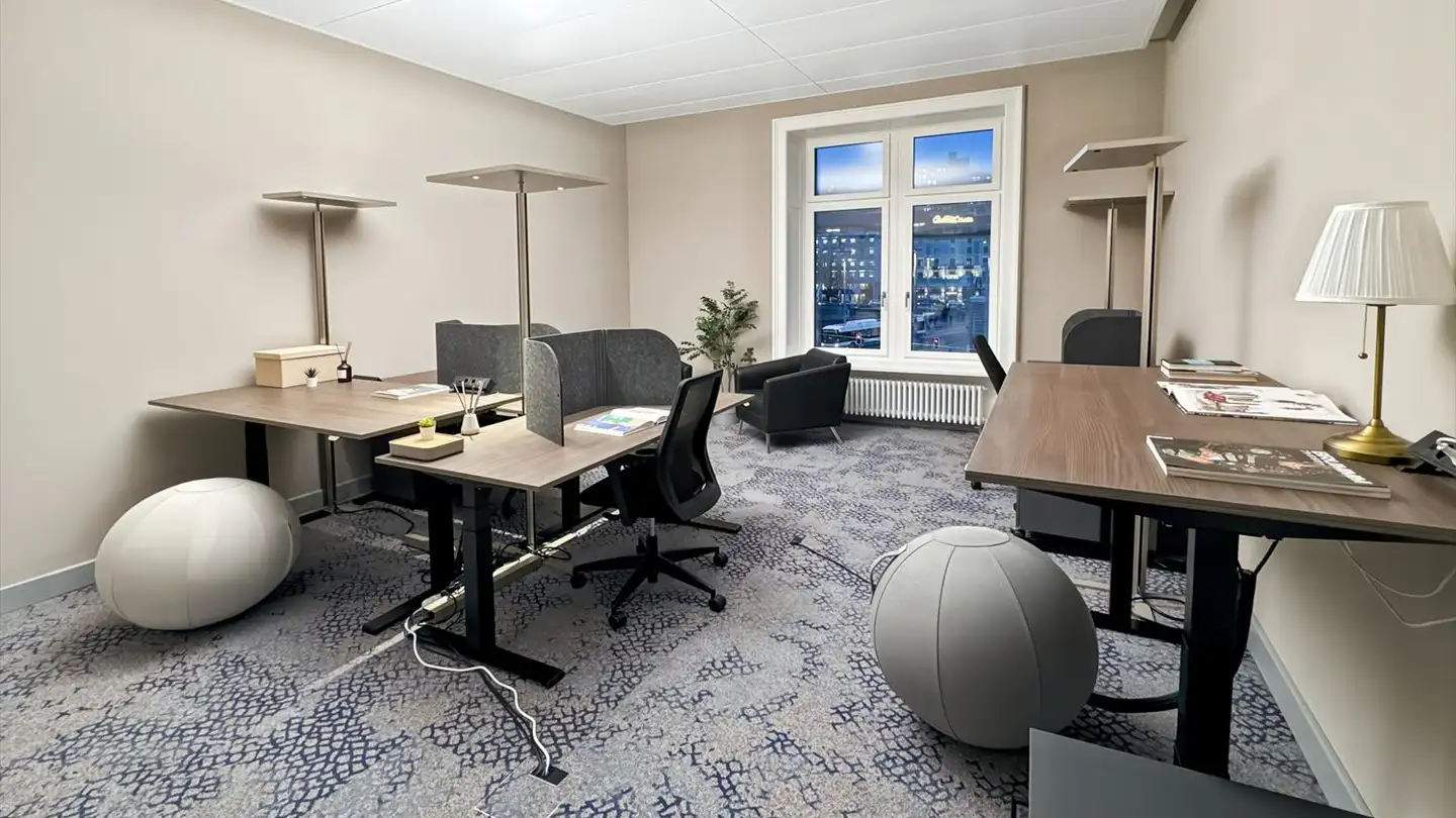 Bureau à louer - Bahnhofplatz 1, 8001 Zürich