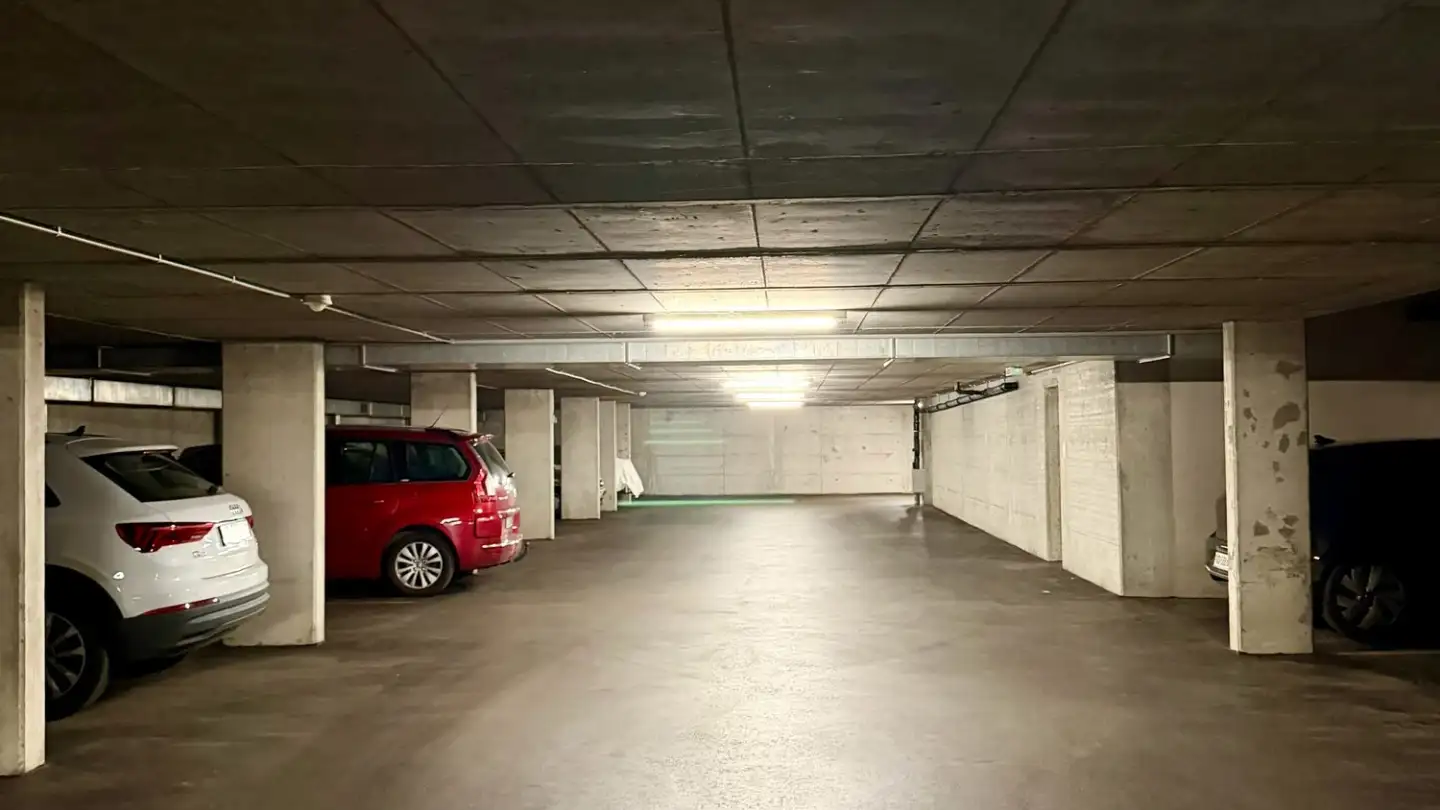 Place de parking couverte à louer - Avenue Du Mont-Blanc 14, 1196 Gland