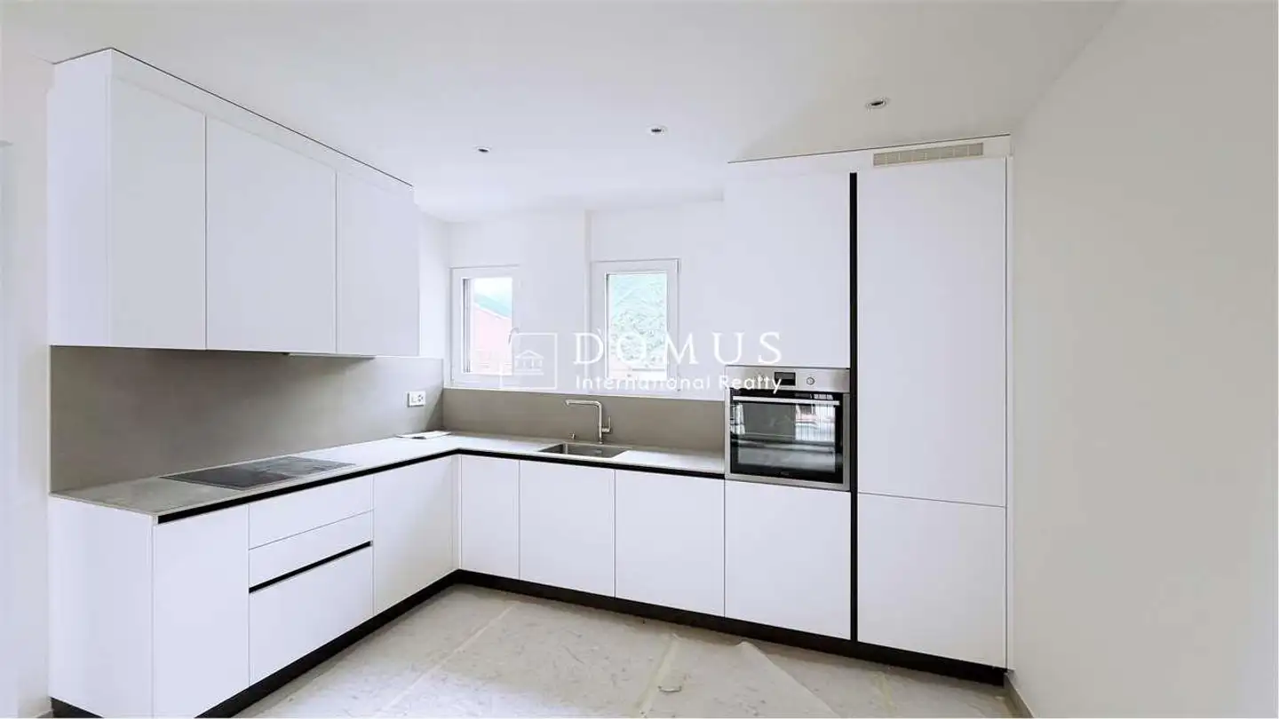 Apartment for sale - Piazza Grande, 6512 Giubiasco