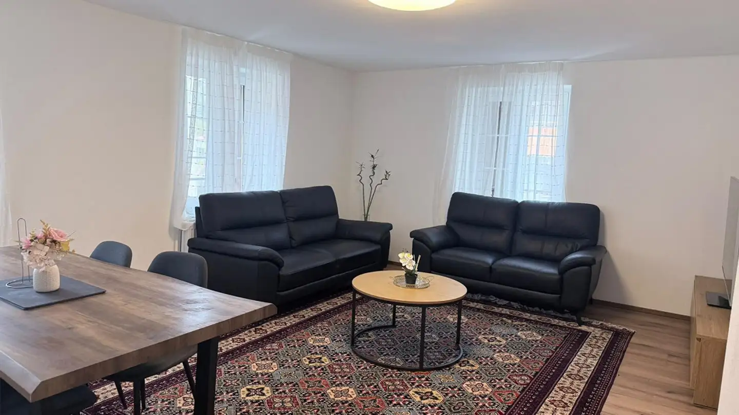Appartement à louer - Via Dalla Staziun, 7403 Rhäzüns - Photo 2