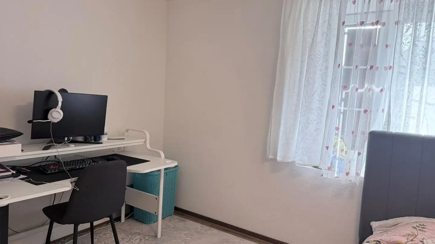 Appartement à louer - Via Dalla Staziun, 7403 Rhäzüns - Photo 4