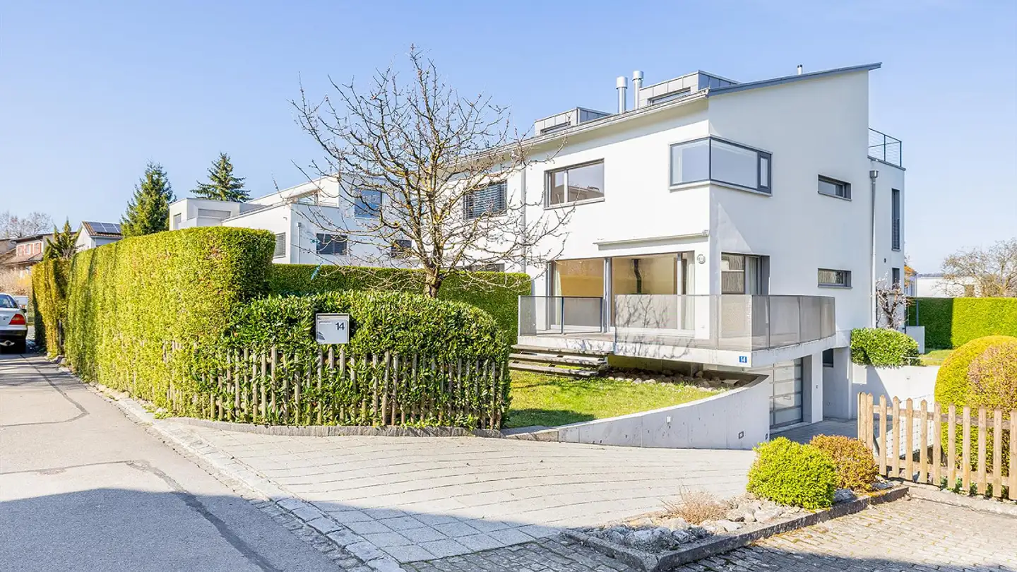 Casa bifamiliare in vendita - Untere Weidstrasse 14, 8820 Wädenswil