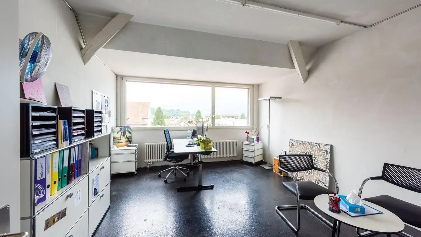 Bürofläche mieten - Hauptstrasse 27, 9477 Trübbach - Foto 3