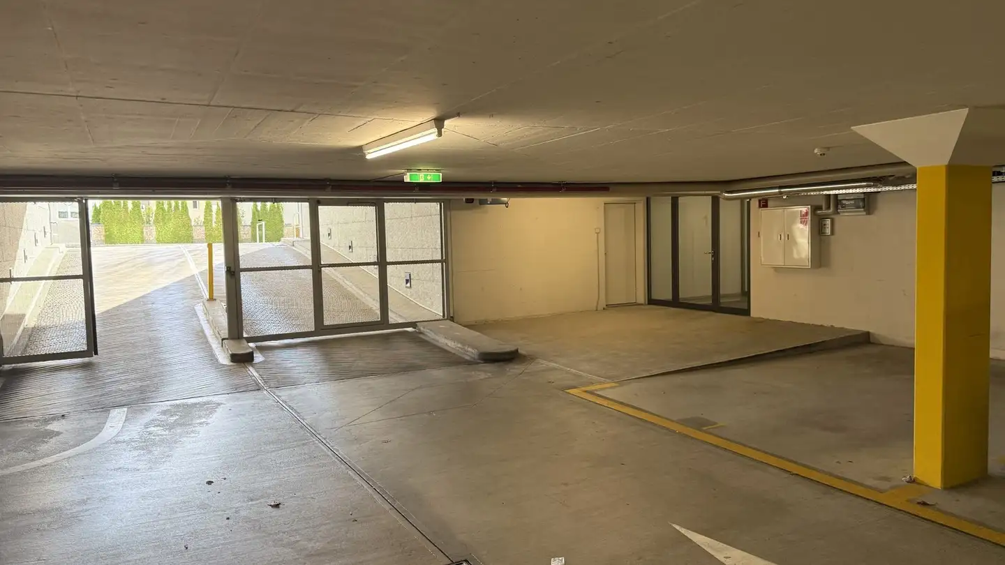 Parkplatz im Freien mieten - Feldhof 1, 6300 Zug