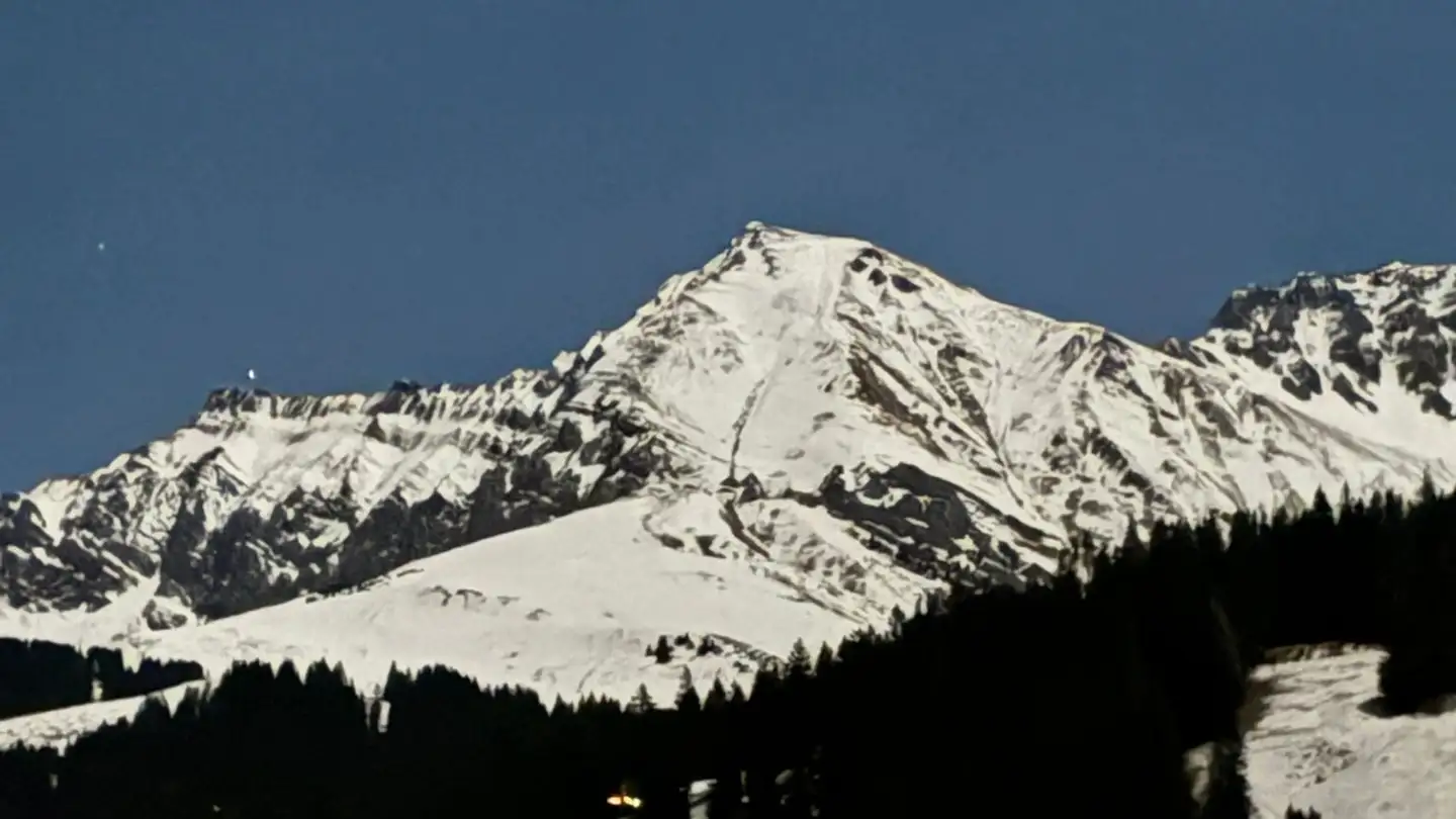 Attique à louer - Fitzerweg 11, 3715 Adelboden