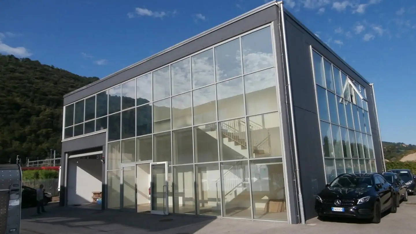 Storage space for sale - Via Antonio Ciseri 4, 6830 Chiasso
