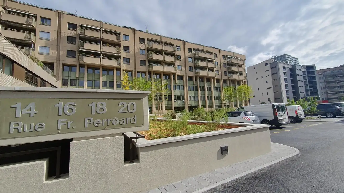 Gewerbe mieten - Rue François- Perréard 16, 1225 Chêne-Bourg