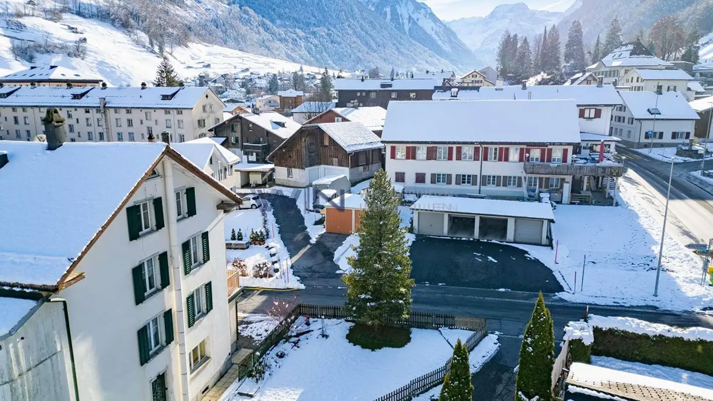 Edificio residenziale in vendita - 8775 Luchsingen