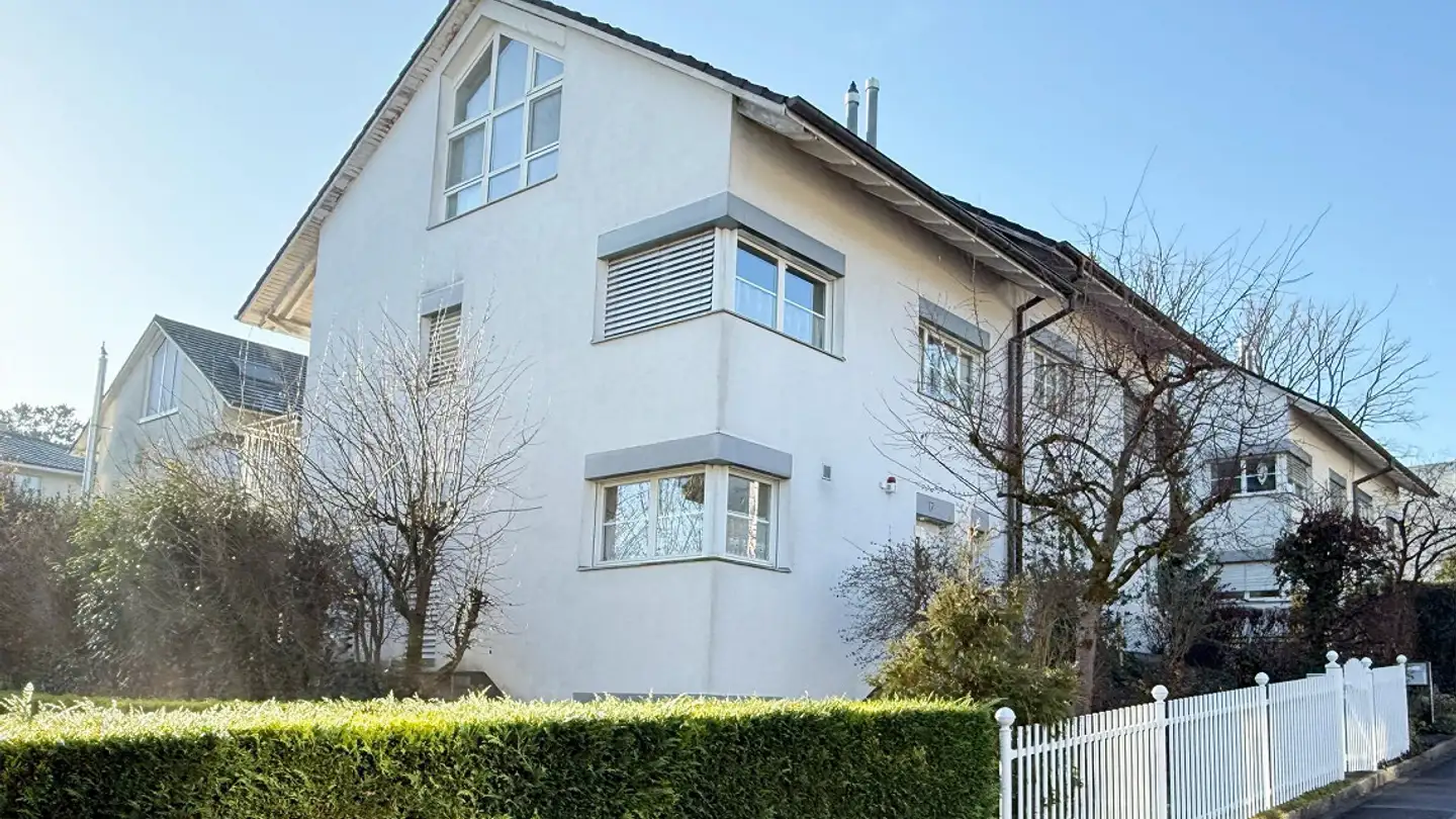 Single house for sale - Robinienweg 17, 4153 Reinach BL