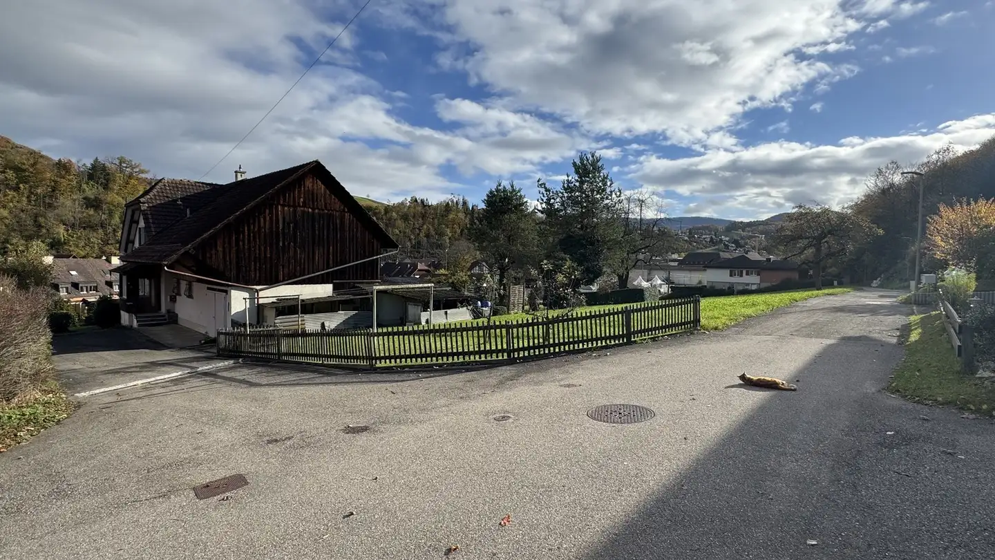 Constructible plot for sale - Steinenweg 5, 4434 Hölstein