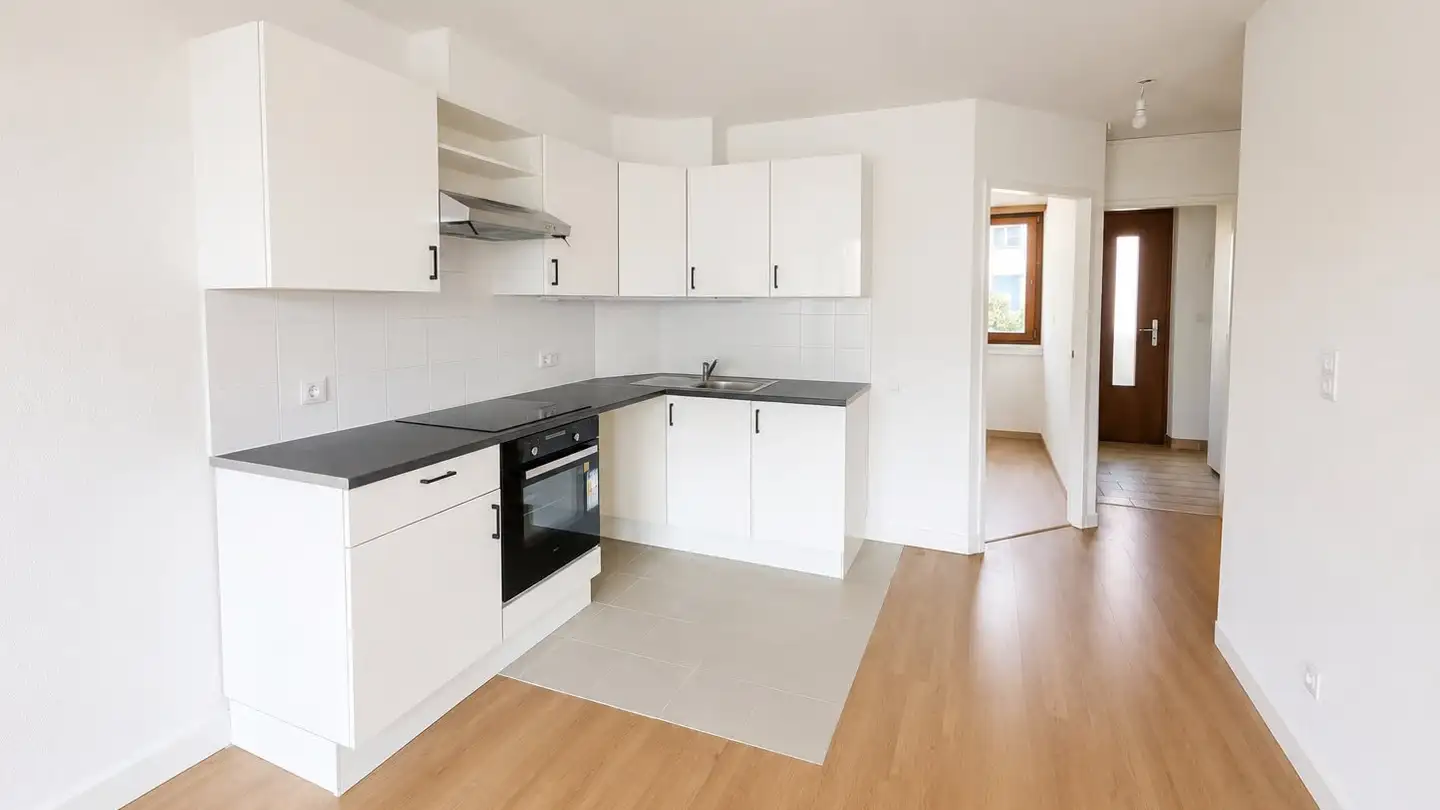 Appartement à louer - Rue Des Fahys 73, 2000 Neuchâtel - Photo 2