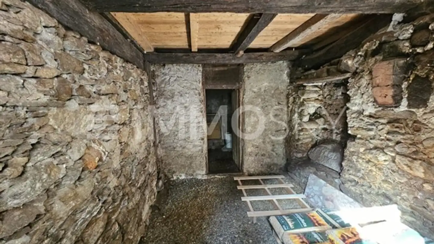 Chalet for sale - 6713 Malvaglia - Photo 2