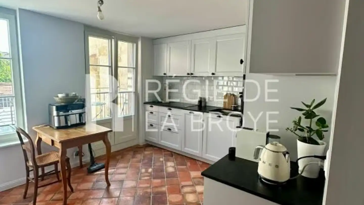 Apartment for rent - Grand-Rue 6, 1470 Estavayer-le-Lac - Photo 2