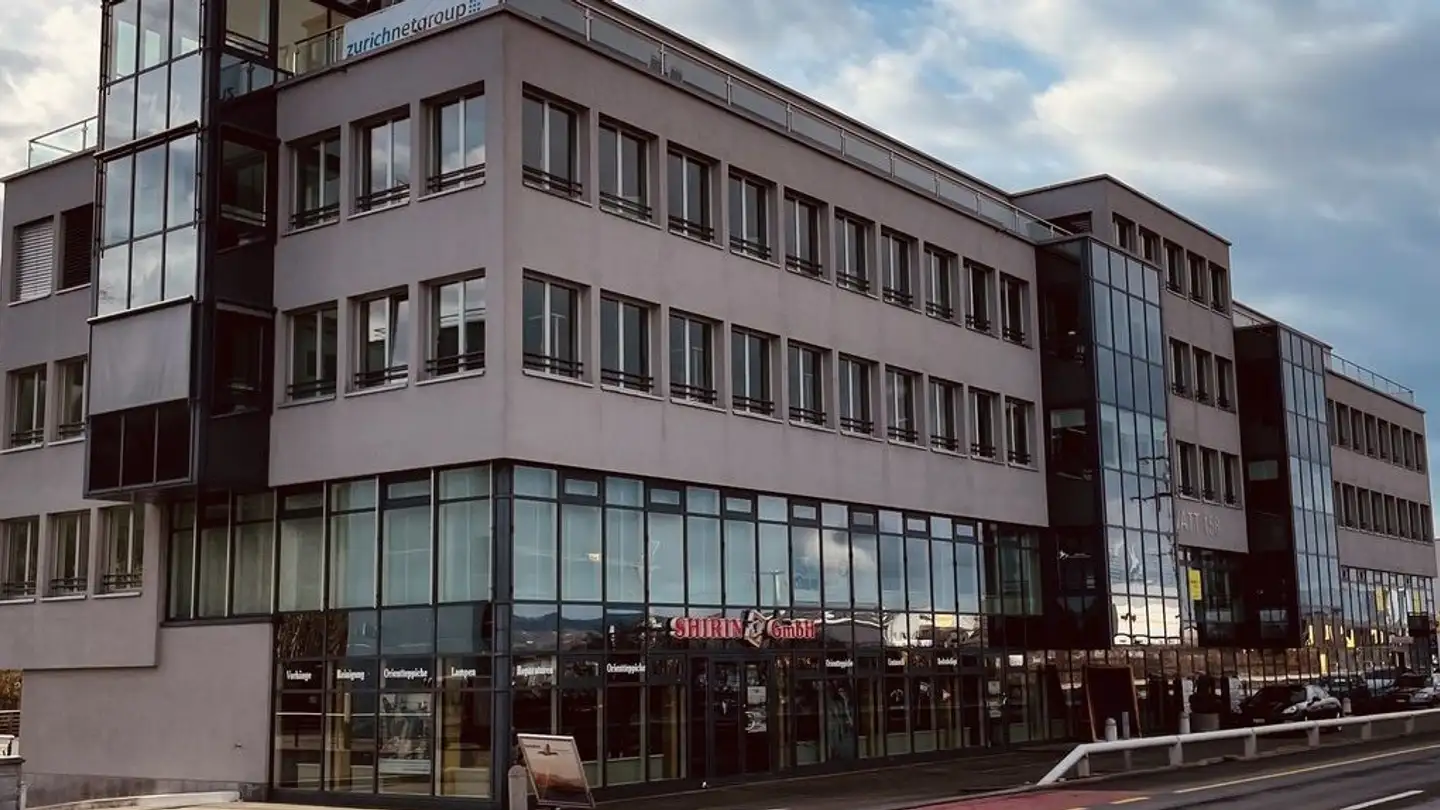 Bureau à louer - Churerstrasse, 8808 Pfäffikon SZ - Photo 2