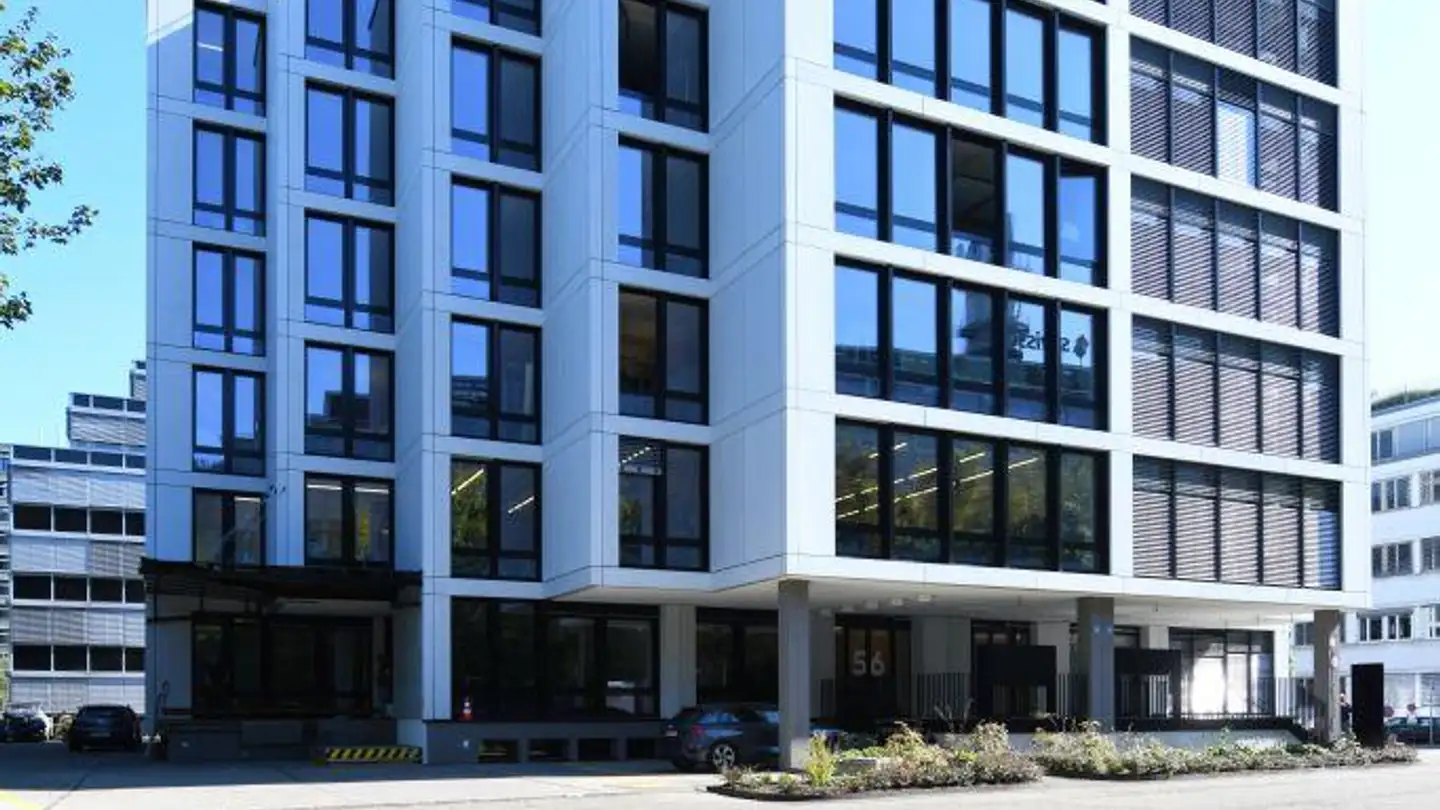 Tiefgaragenstellplatz mieten - Grubenstrasse 56, 8045 Zürich