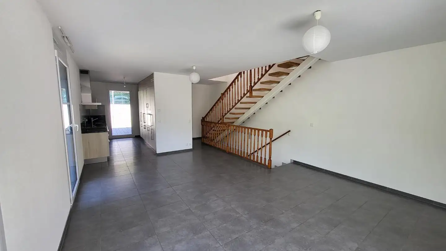 Maison jumelle à louer - 1292 Chambésy