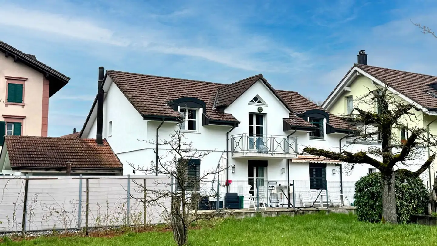 Immeuble résidentiel à vendre - 4227 Büsserach