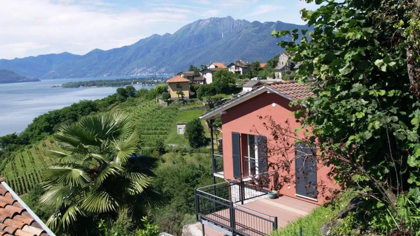 Single house for sale - 6646 Contra