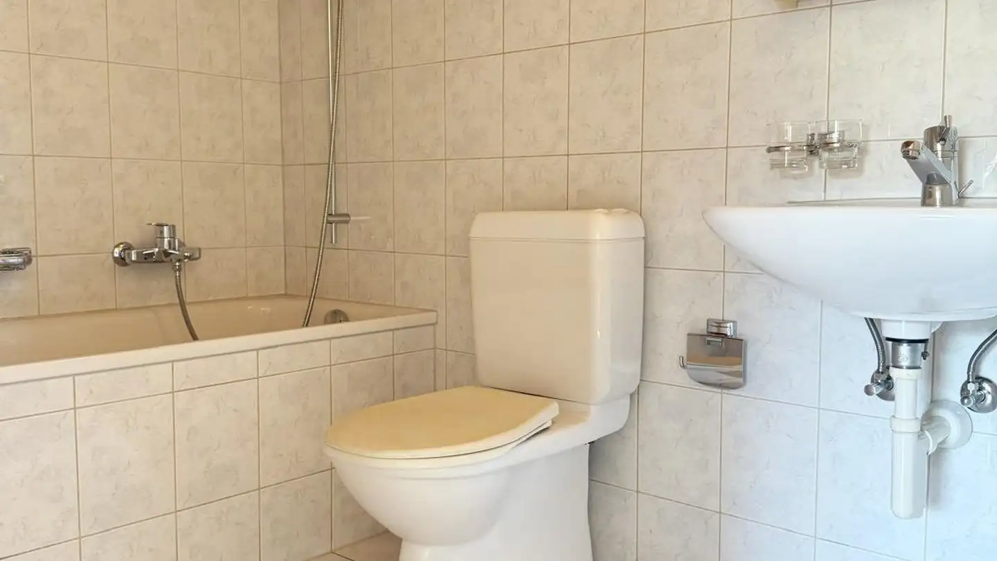 Appartamento in affitto - Musterplatz 1, 3665 Wattenwil - Foto 4