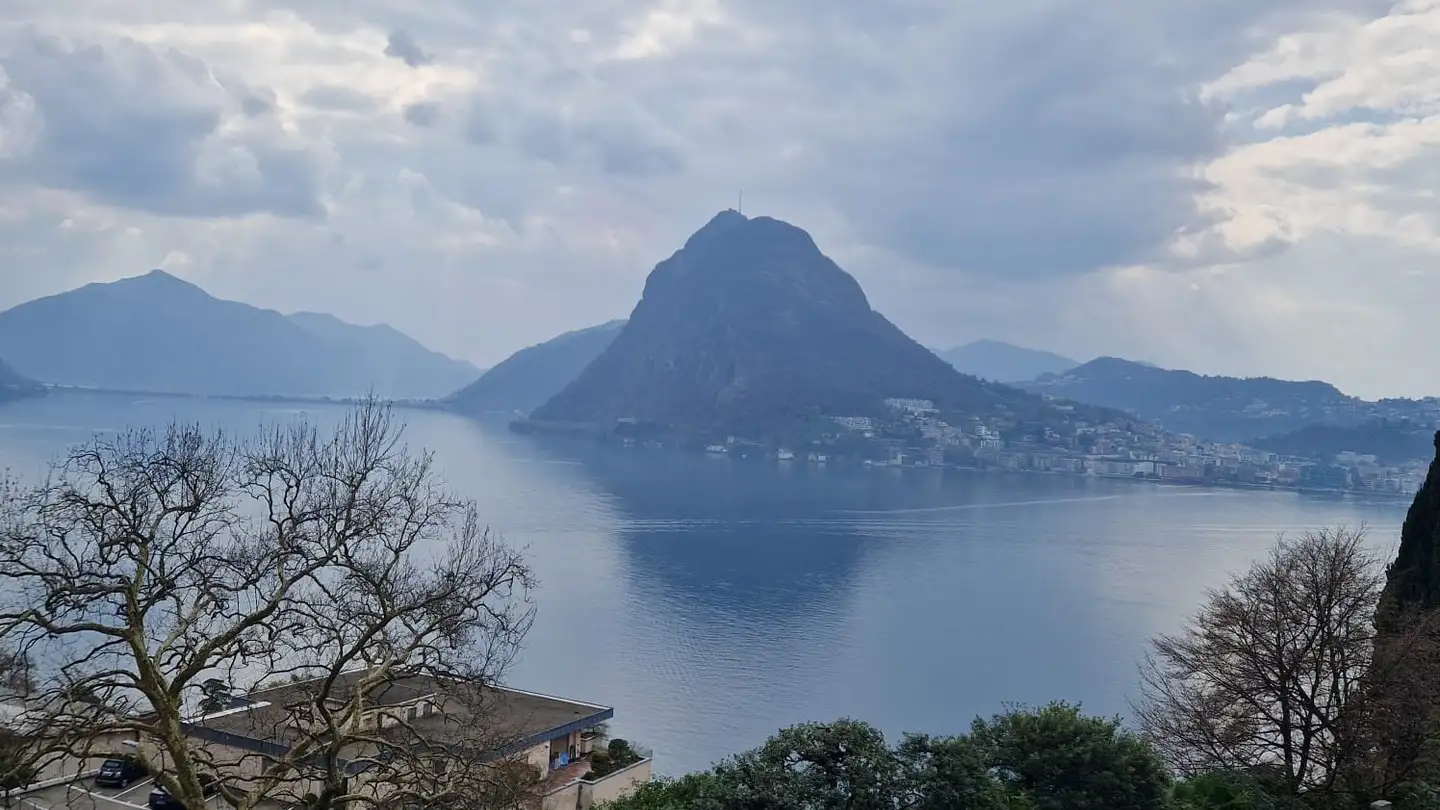Appartement à louer - Via San Michele, 6976 Castagnola