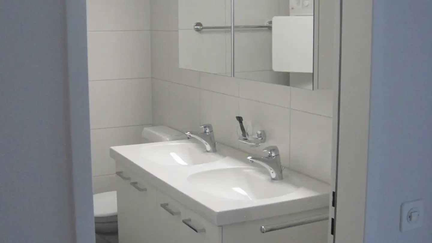 Wohnung mieten - Hatzenbühlstrasse 48, 8309 Nürensdorf - Foto 4