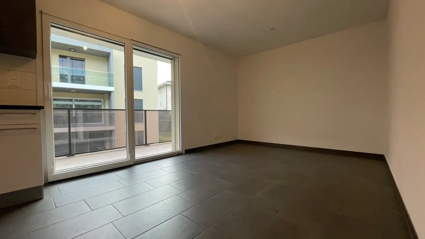 Apartment for rent - Rue Des Roncoz, 1906 Charrat - Photo 2