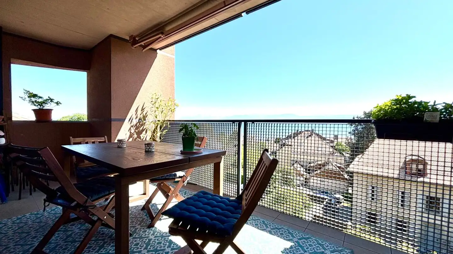 Furnished apartment for rent - 1260 Nyon