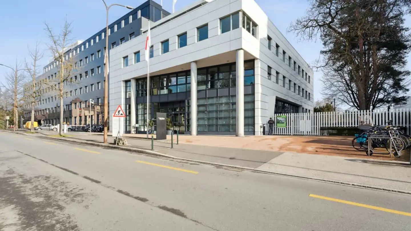 Commercial à louer - Chemin Des Crêts 17, 1209 Genève