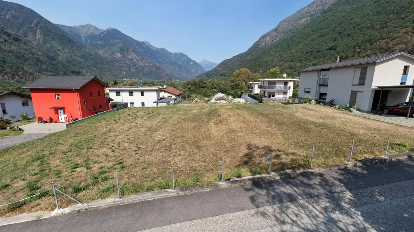 Terrain constructible à vendre - 6672 Gordevio