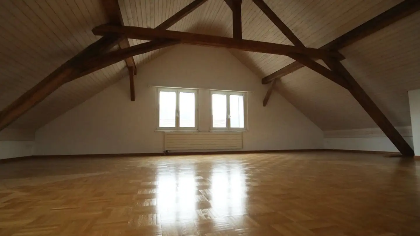 Attic flat for rent - Rüetschbergstrasse 4, 8356 Ettenhausen TG