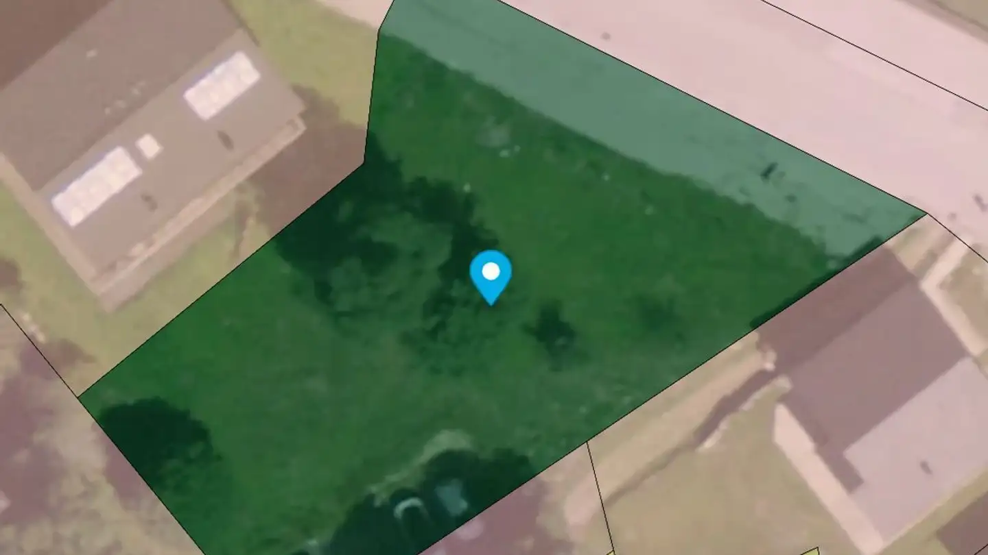 Constructible plot for sale - 3961 Zinal