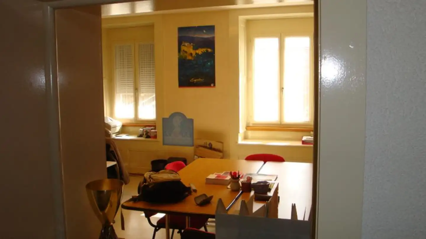 Commercial for rent - Rue De La Serre 3, 2000 Neuchâtel