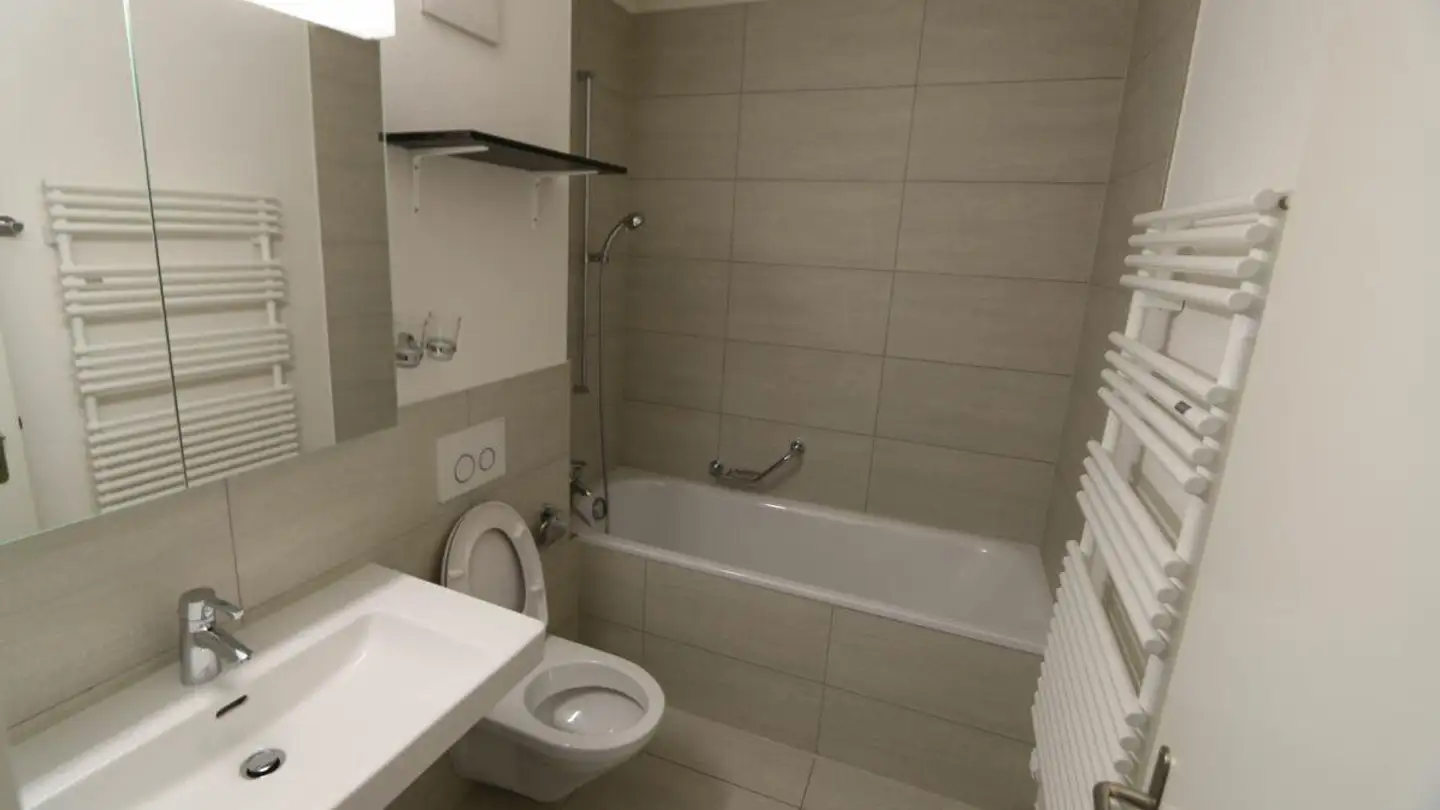 Wohnung mieten - Kreuzwiesen 24, 8051 Zürich - Foto 3