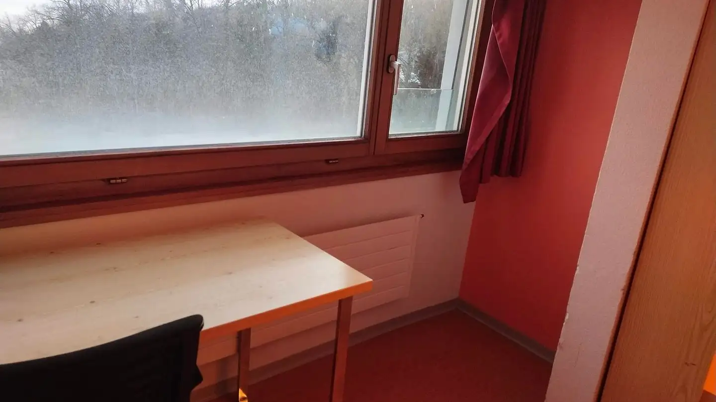 Chambre à louer - Avenue Des Cadolles 21, 2000 Neuchâtel - Photo 4