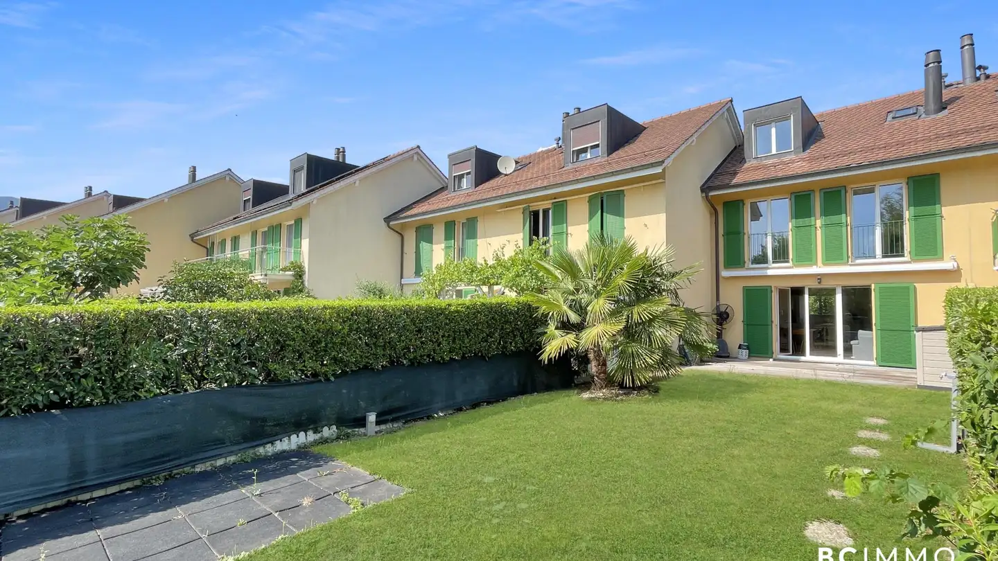 Stepped house for sale - Chemin De La Bobinette, 1263 Crassier