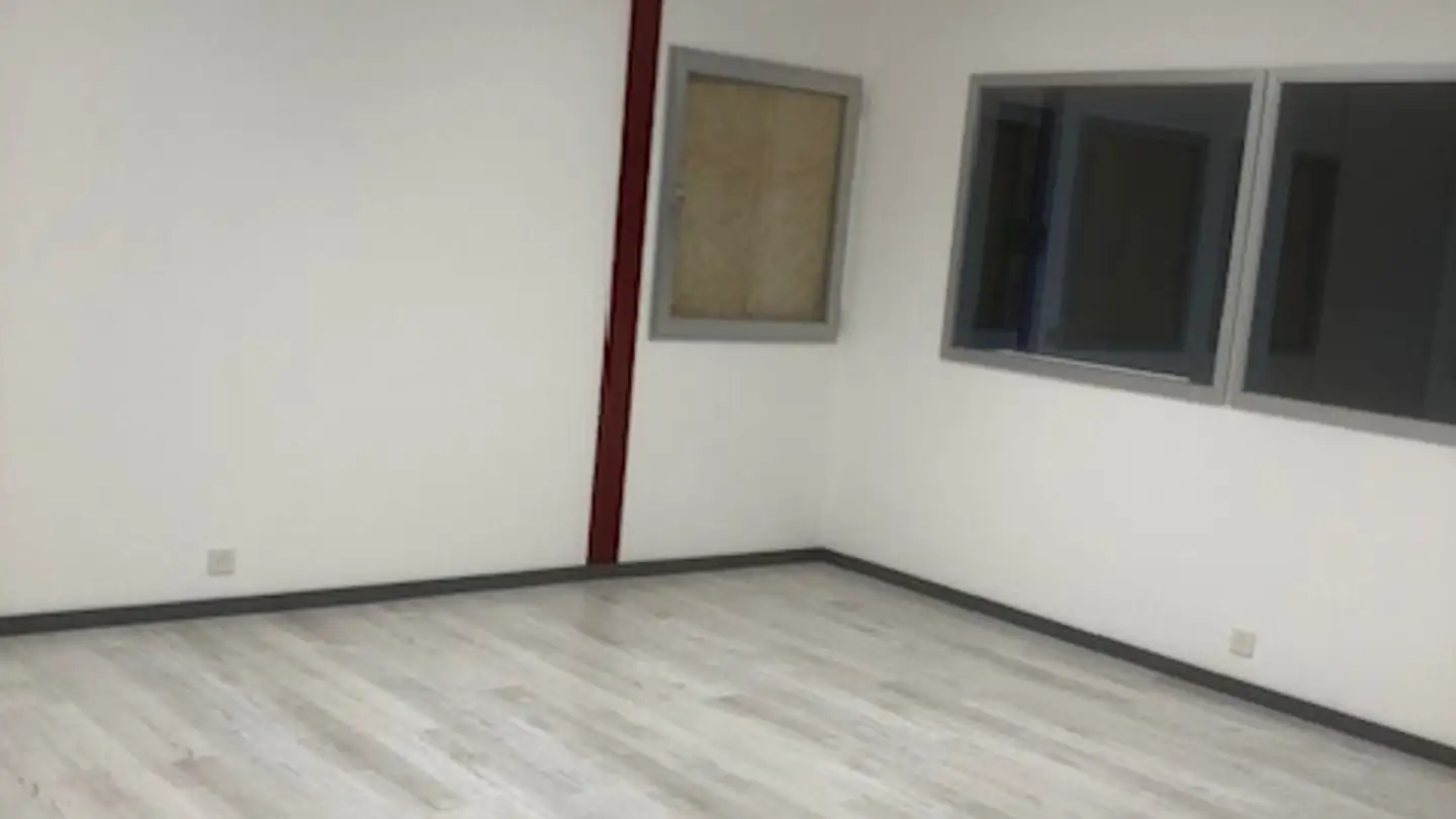 Commercial à louer - En Budron A, 1052 Le Mont-sur-Lausanne - Photo 3