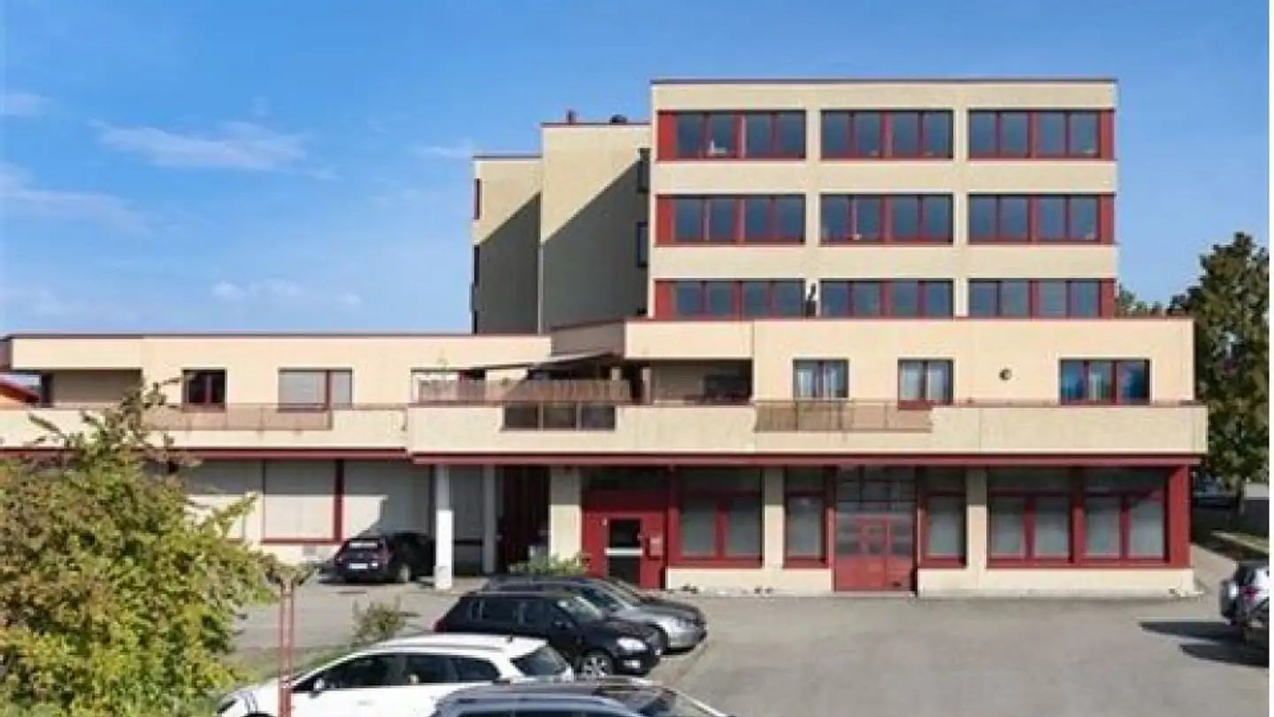 Gewerbe mieten - 8340 Hinwil